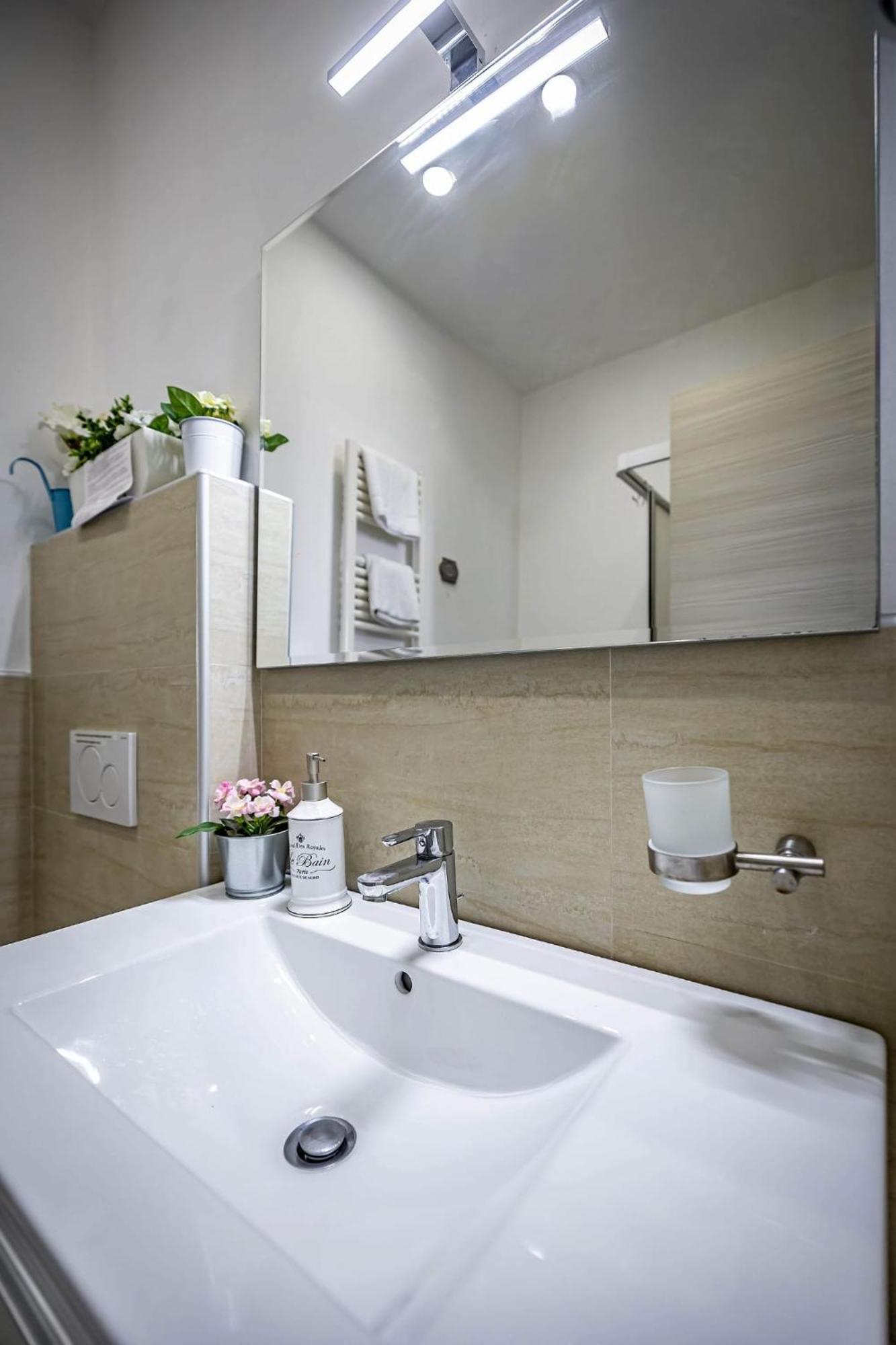 Bed and Breakfast Il Viaggiator Leggero Florencia Exterior foto